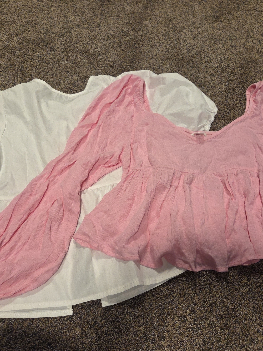 Sz SMALL O'Neill Pink Layered Top AND White Peasant Top